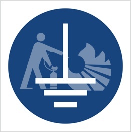 M05 – NAKAZ PODŁĄCZENIA UZIEMIENIA M05 – NAKAZ PODŁĄCZENIA UZIEMIENIA